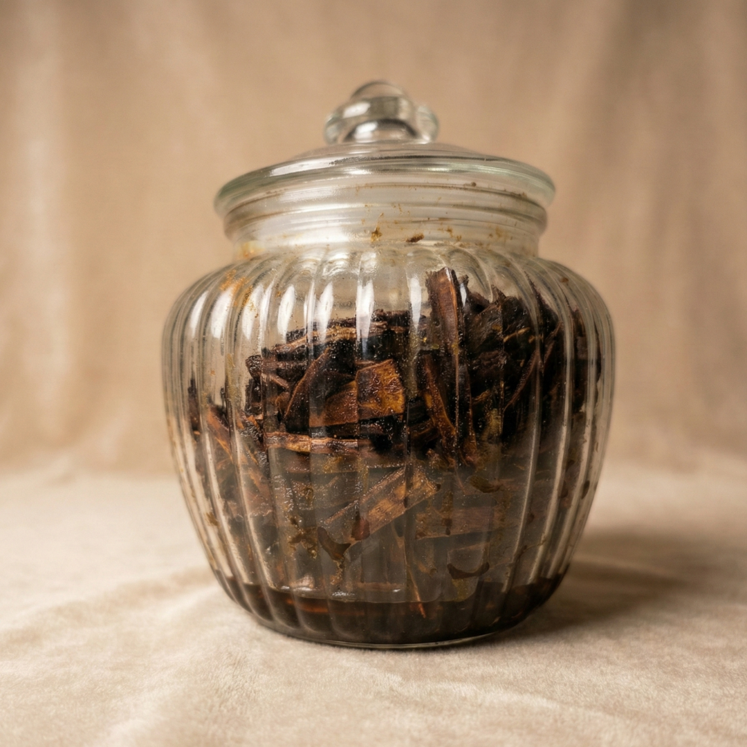 Book the aroos scent of Eid al-Fitr